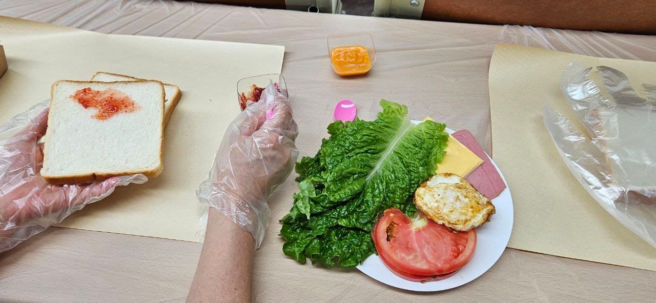 함께 만드는 따뜻한 테이블 쿠킹
