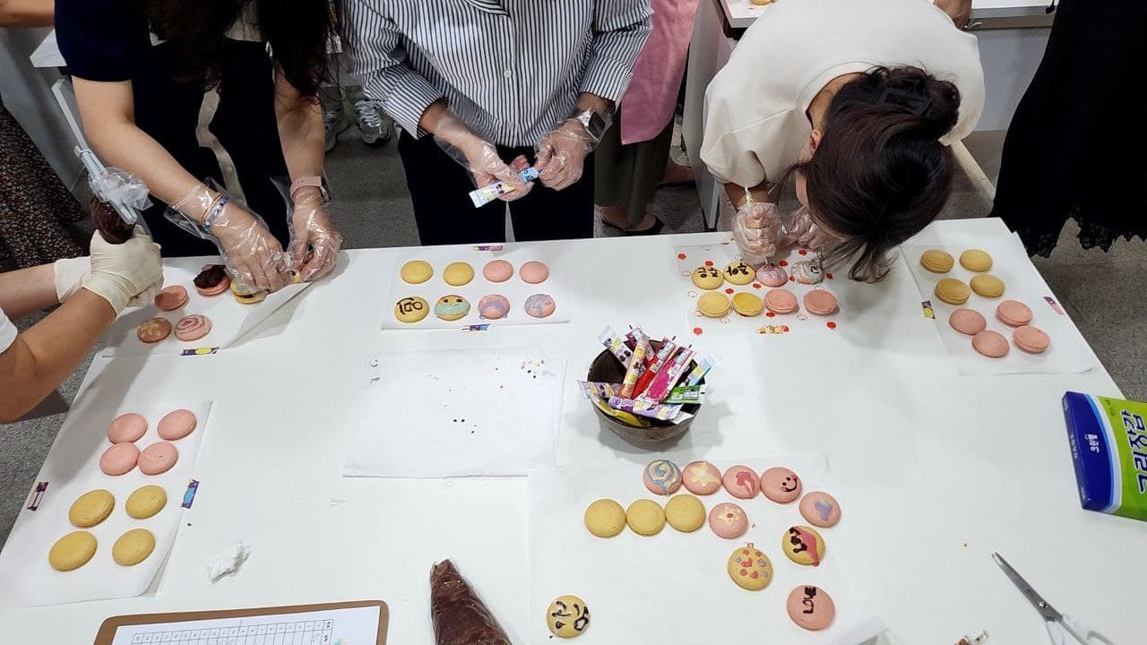 수제 마카롱 레터링 & 베이킹 데코